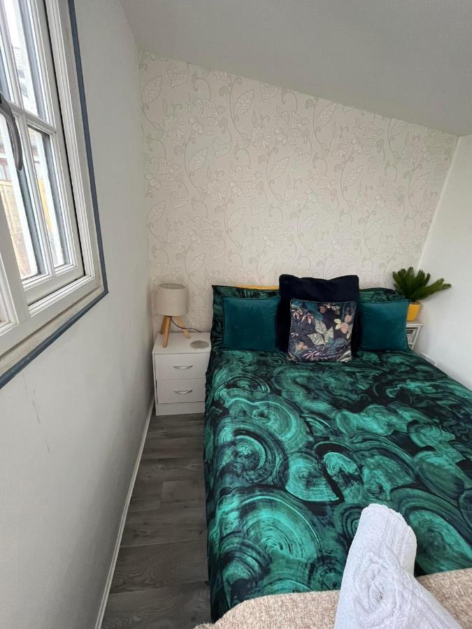 Apartamento The Chuff Cabin St Just Exterior foto